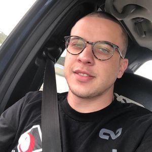 Meet your Posher, Ross